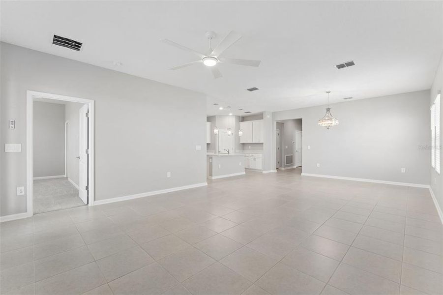 Spacious, unfurnished interior of a new home in Wellness Ridge, Clermont (Image 23). Spacious, unfurnished interior of a new home in Wellness Ridge, Clermont (Image 23).
