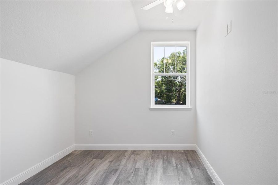 Spacious, unfurnished interior of a new home in , Plant City (Image 11).