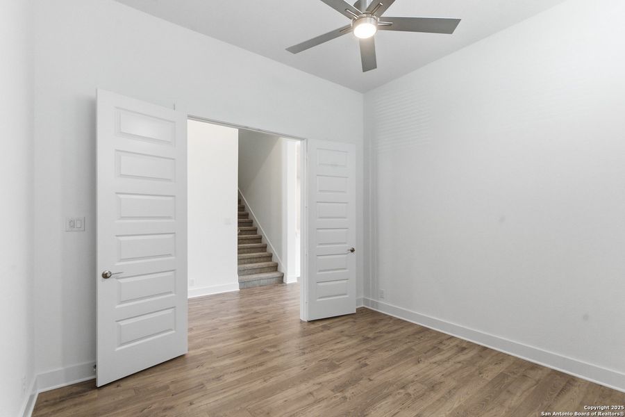 Spacious, unfurnished interior of a new home in Mesa Western, Cibolo (Image 30).