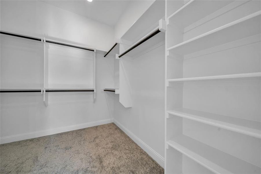 Spacious, unfurnished interior of a new home in , Terrell (Image 14).