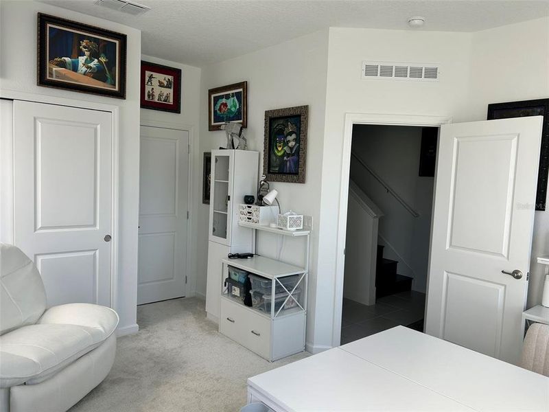 Furnished interior view inside a new home in , Winter Garden (Image 8).