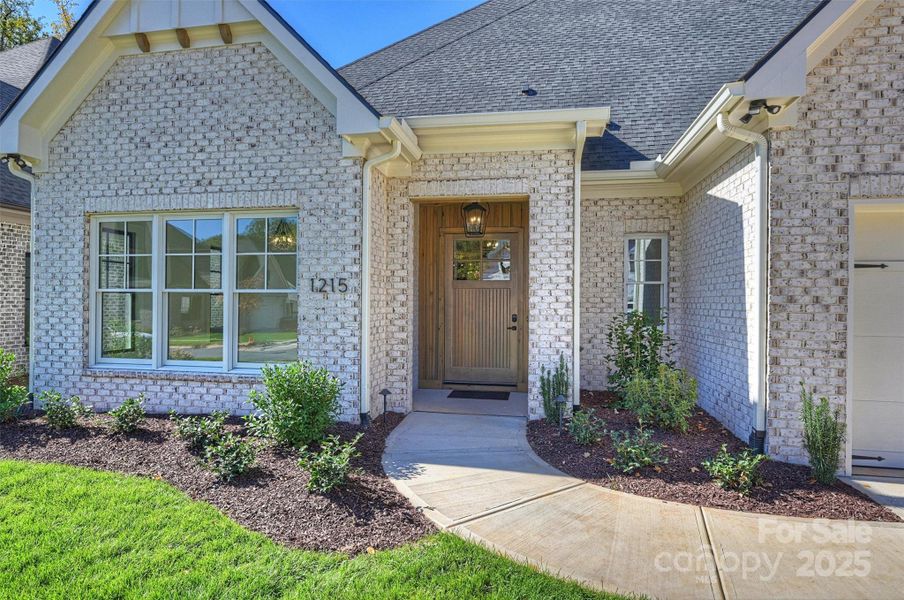 Exterior details and patio area of a home in , Charlotte (Image 4).
