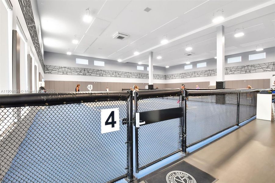 Community amenities in , Boynton Beach (Image 78).