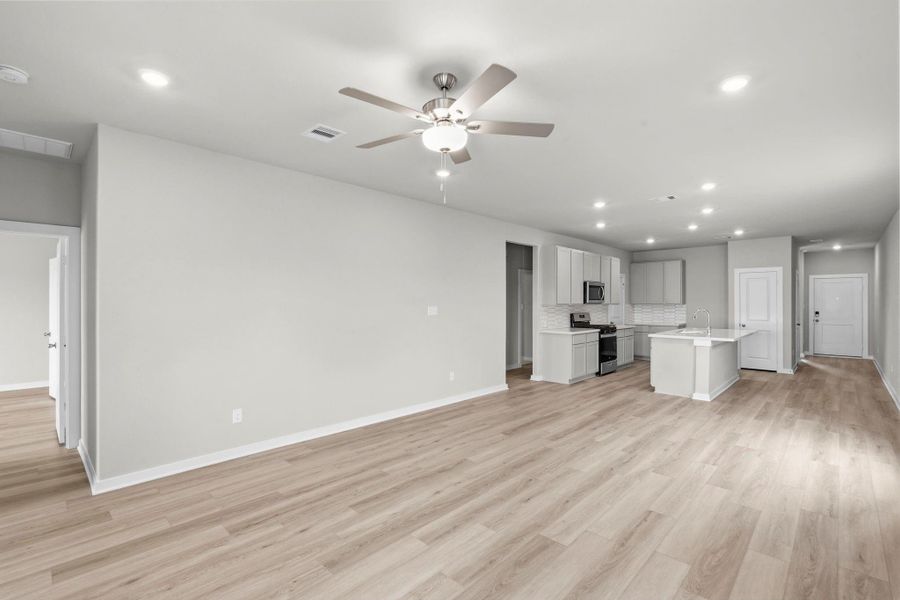 Spacious, unfurnished interior of a new home in Cypress Green, Hockley (Image 17).