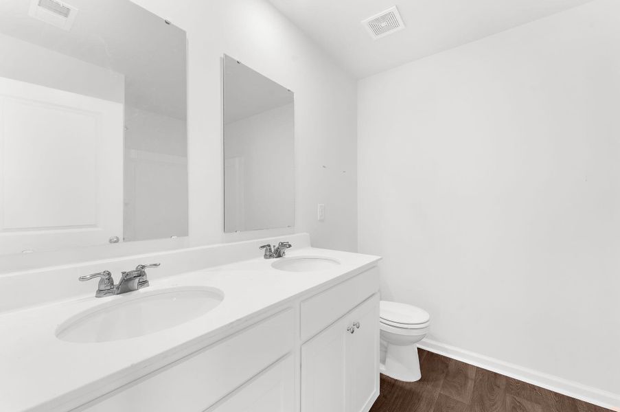 Image 36 of a home in .