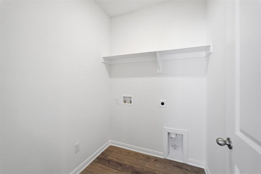 Spacious, unfurnished interior of a new home in Westridge, McKinney (Image 19).