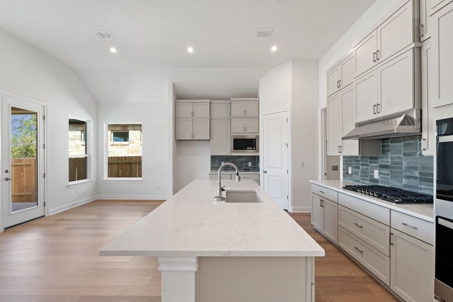 Furnished interior view inside a new home in Persimmon, Buda (Image 9).