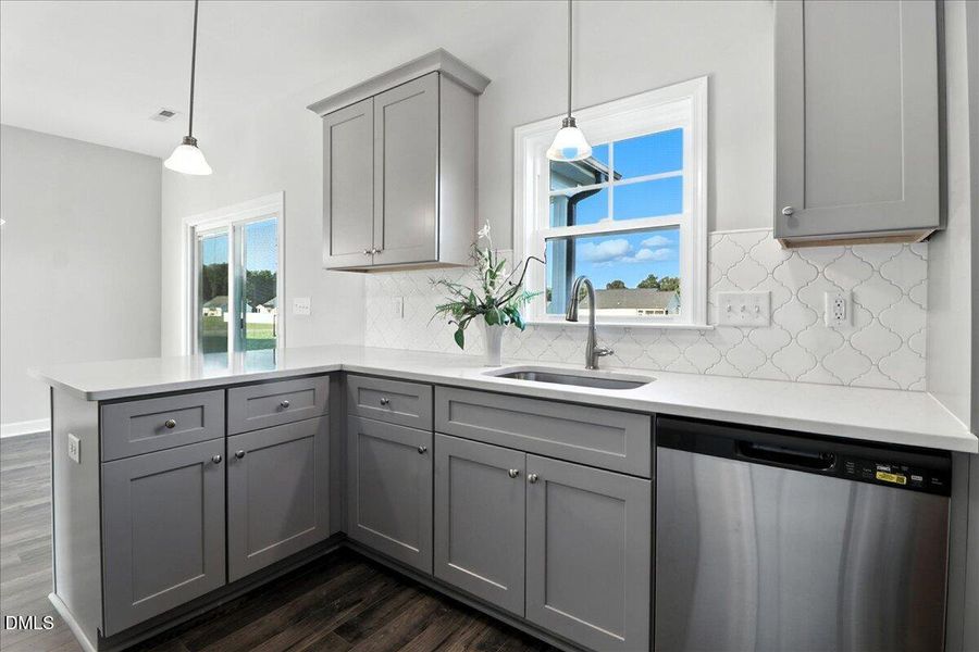 15-203 Dunbar Hill-15