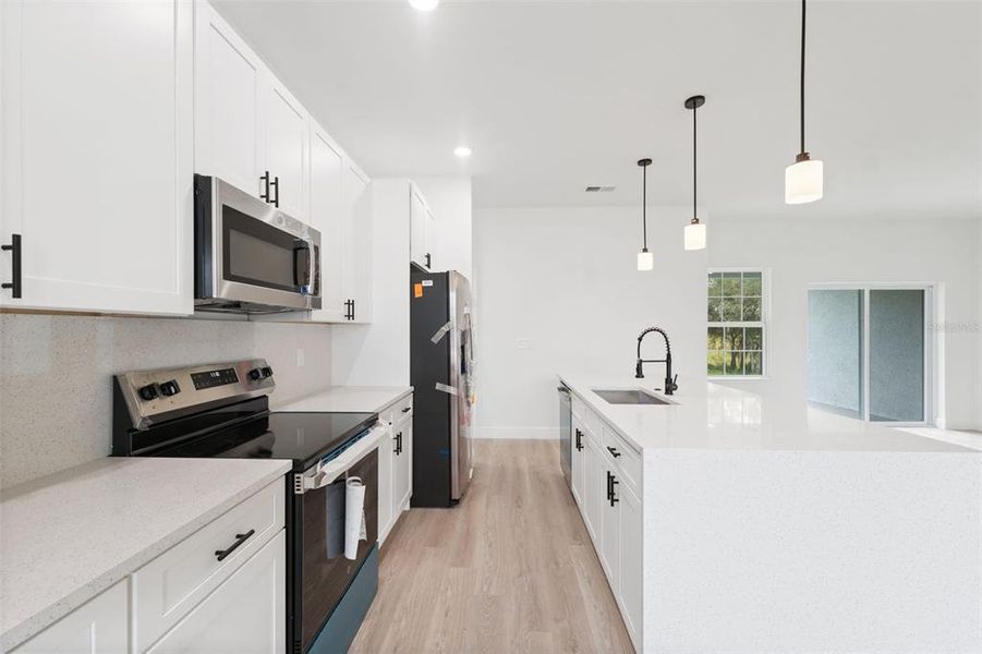 Furnished interior view inside a new home in , Ocala (Image 7).