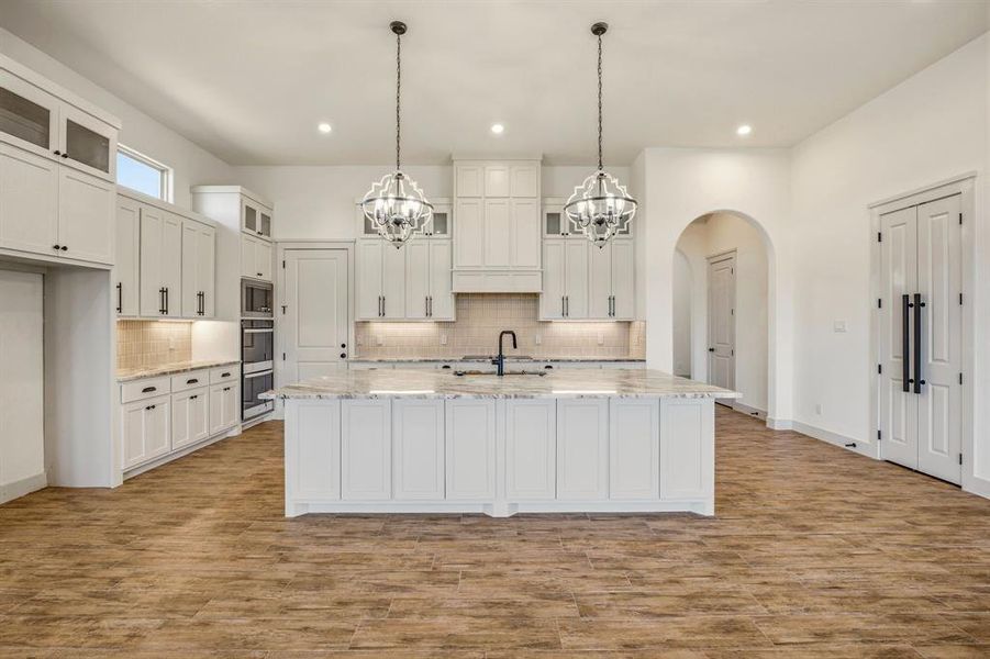 Furnished interior view inside a new home in , Glen Rose (Image 11). Furnished interior view inside a new home in , Glen Rose (Image 11).