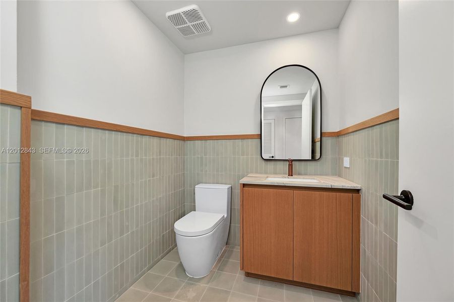Furnished interior view inside a new home in , Bay Harbor Islands (Image 12). Furnished interior view inside a new home in , Bay Harbor Islands (Image 12).