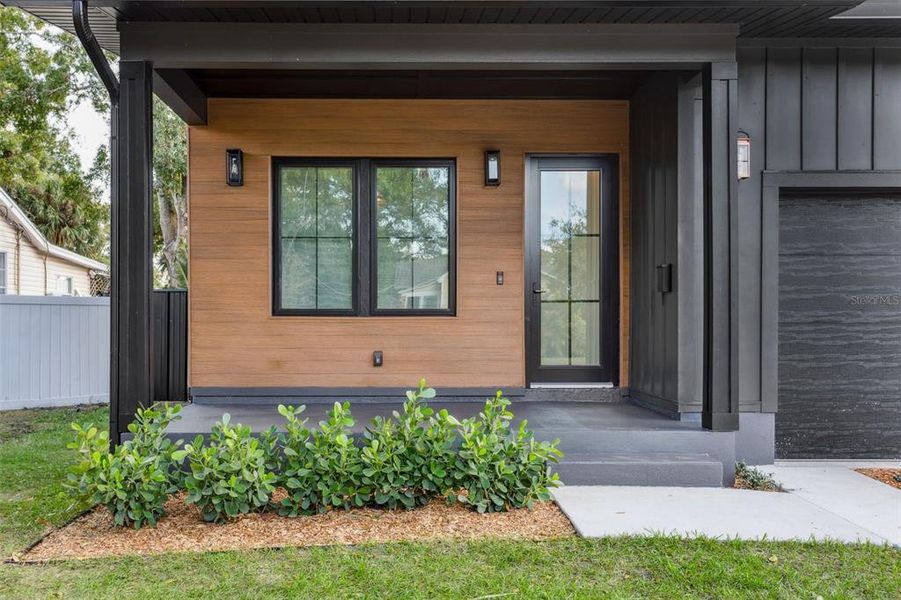 Exterior details and patio area of a home in , Tampa (Image 36).