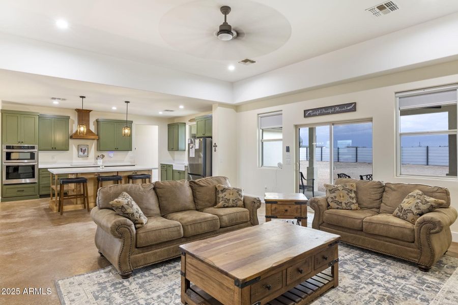 12566 N Howie Wy Florence - 290