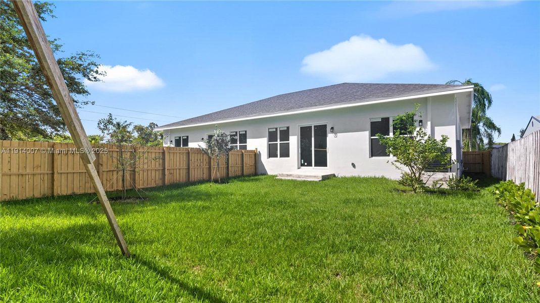 Exterior details and patio area of a home in , Fort Lauderdale (Image 26). Exterior details and patio area of a home in , Fort Lauderdale (Image 26).