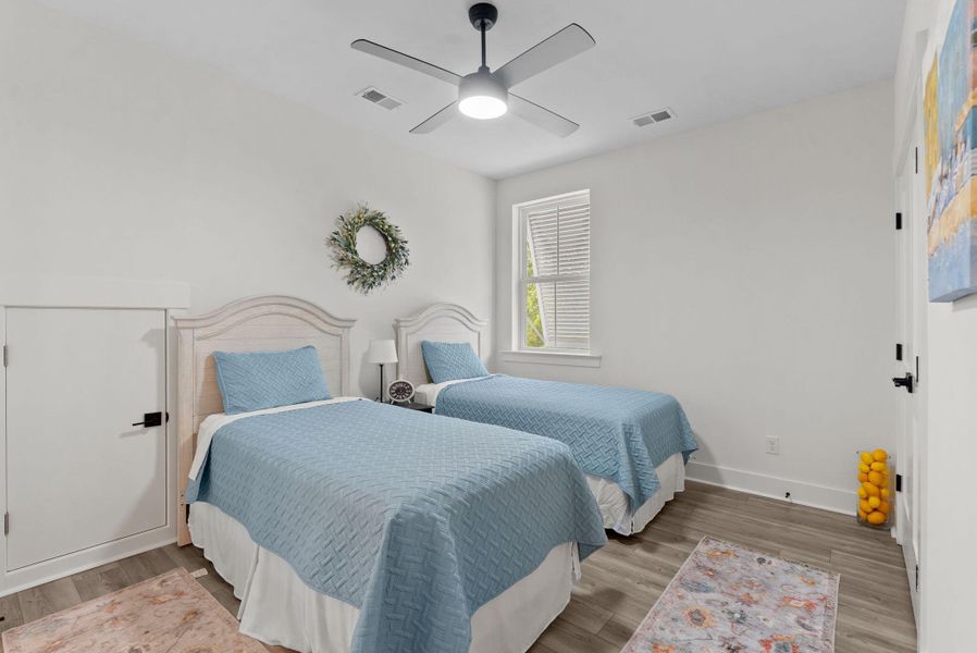 Furnished interior view inside a new home in , Johns Island (Image 40). Furnished interior view inside a new home in , Johns Island (Image 40).