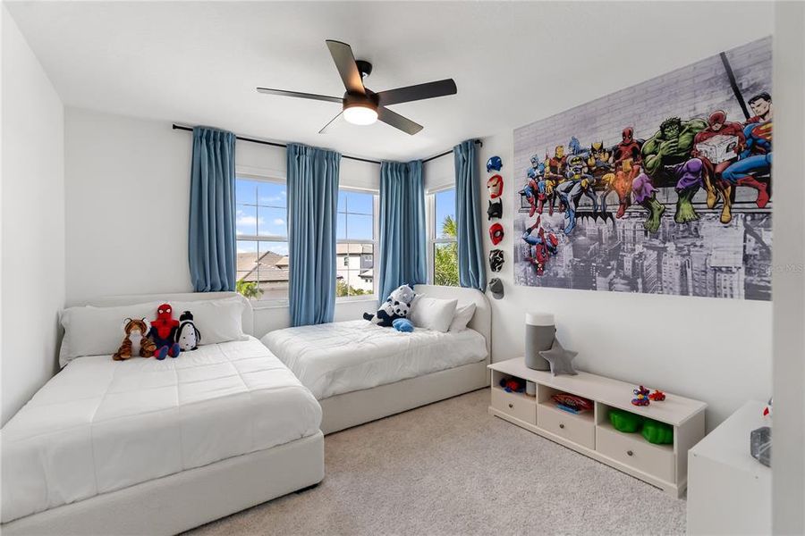 Furnished interior view inside a new home in , Bradenton (Image 40).