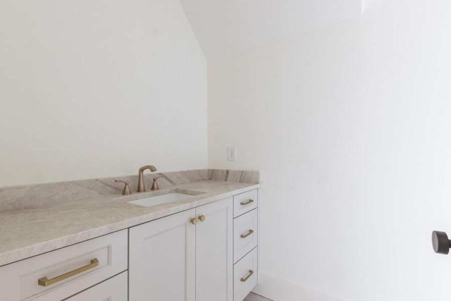 Image 62 of a home in .