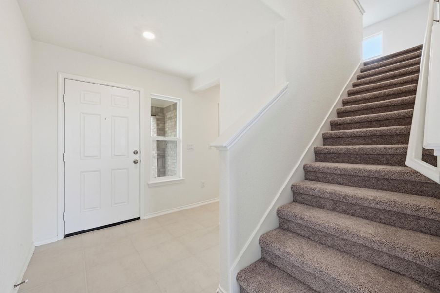 Spacious, unfurnished interior of a new home in Stoney Chase, Del Valle (Image 16). Spacious, unfurnished interior of a new home in Stoney Chase, Del Valle (Image 16).