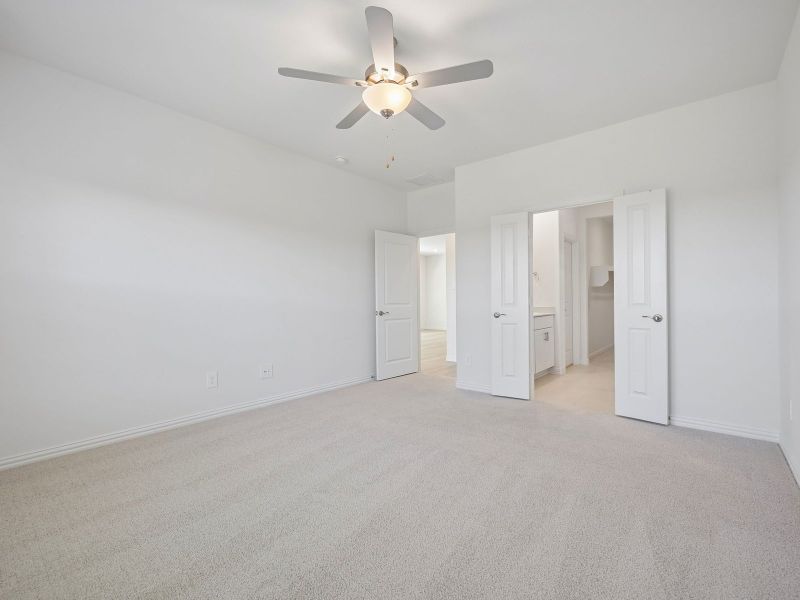 Spacious, unfurnished interior of a new home in Parks at Foster Crossing - Spring Series, Anna (Image 11). Spacious, unfurnished interior of a new home in Parks at Foster Crossing - Spring Series, Anna (Image 11).