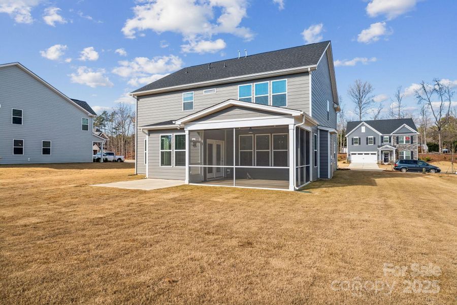 Exterior details and patio area of a home in Glenhurst, Matthews (Image 4).