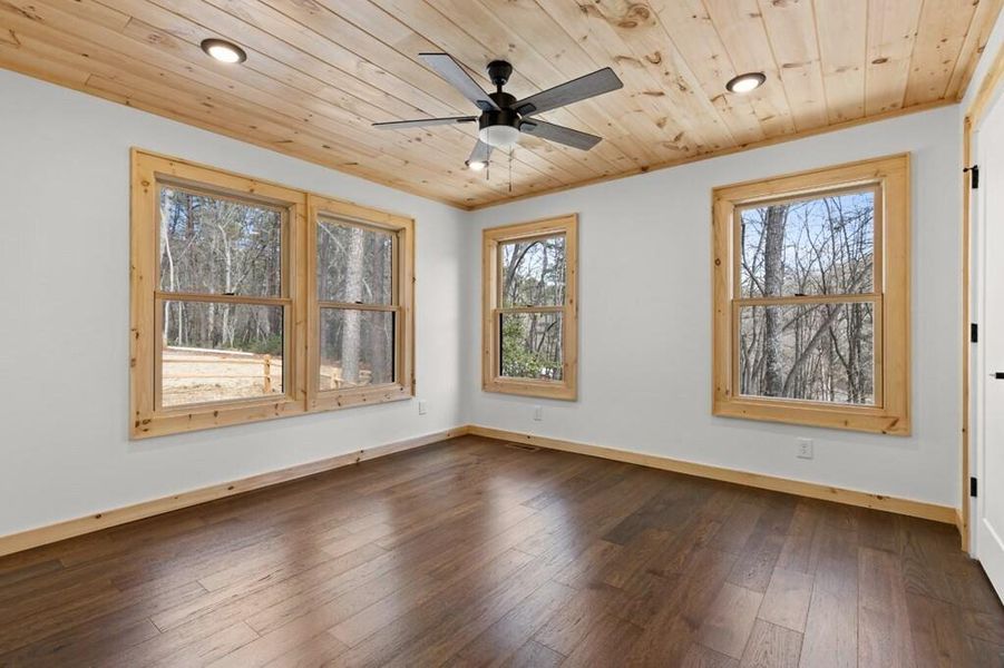 Spacious, unfurnished interior of a new home in , Morganton (Image 25).
