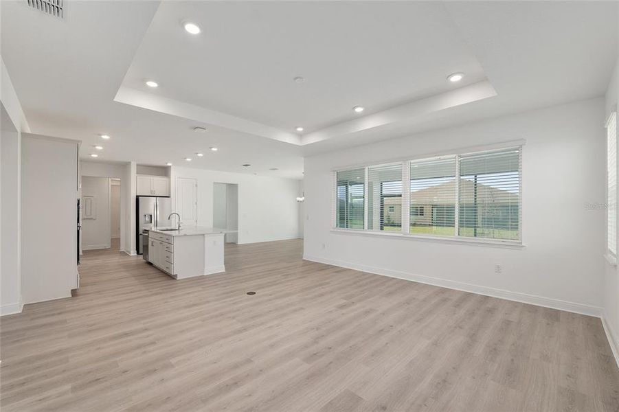 Spacious, unfurnished interior of a new home in , Ocala (Image 43).