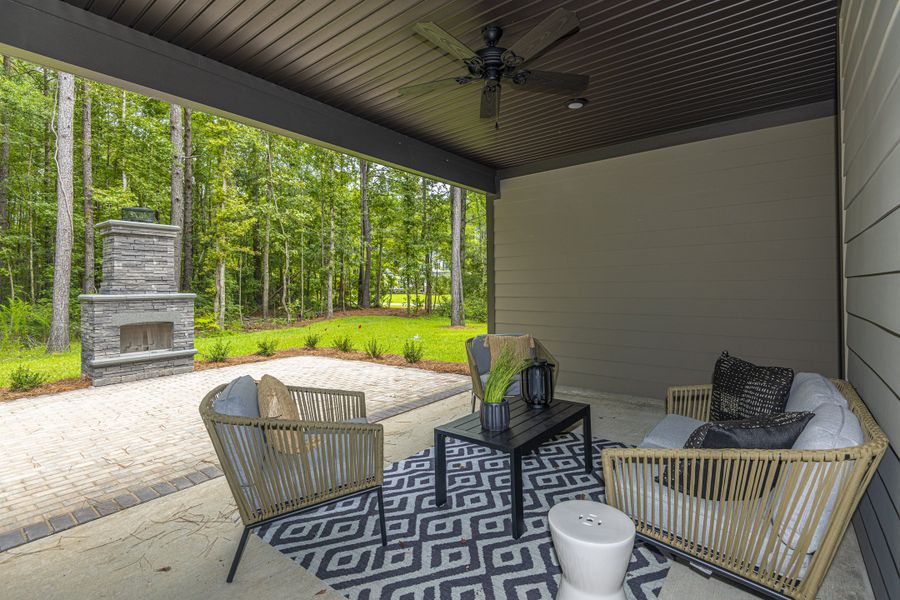 Exterior details and patio area of a home in Central Estates, Summerville (Image 3).