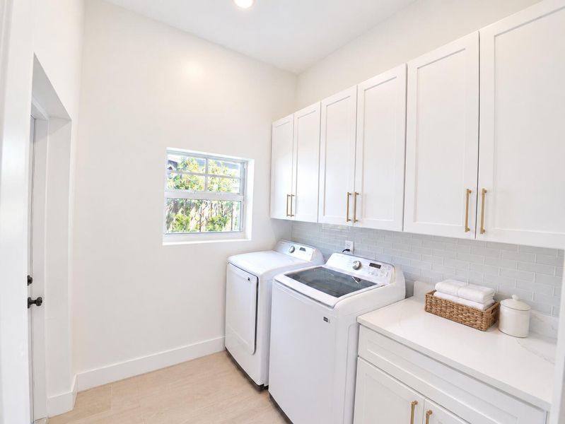 520-38th-St-Laundry-P1290279-0283-Virtua