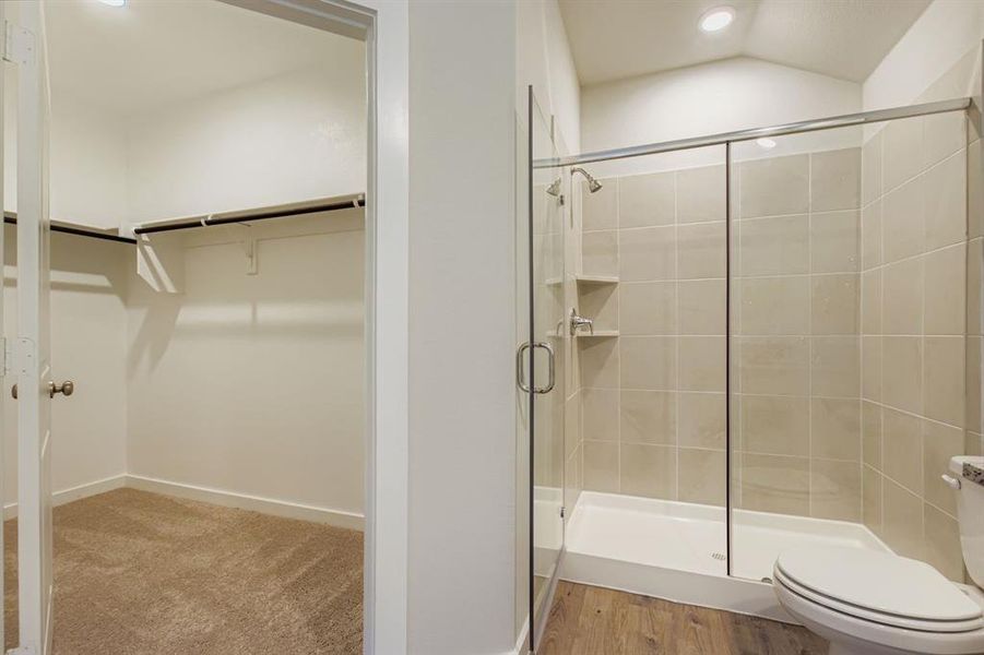 Furnished interior view inside a new home in Middlefield Village, Dallas (Image 10). Furnished interior view inside a new home in Middlefield Village, Dallas (Image 10).