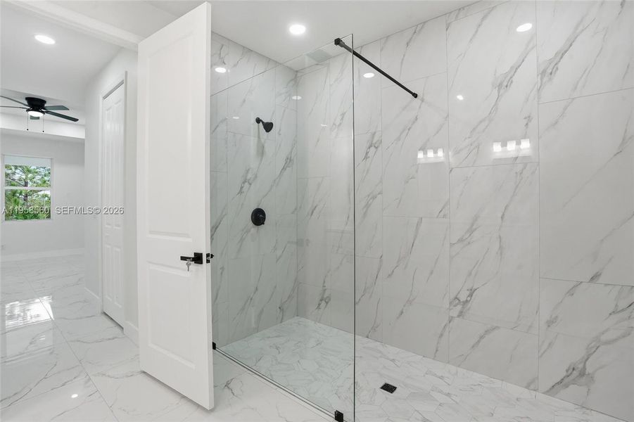 Image 37 of a home in .