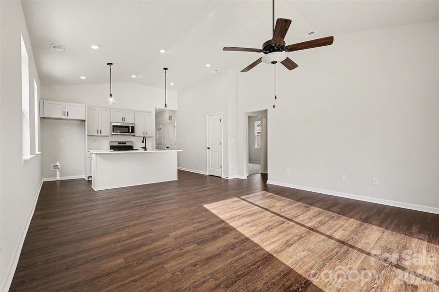 Spacious, unfurnished interior of a new home in , Lowell (Image 17).