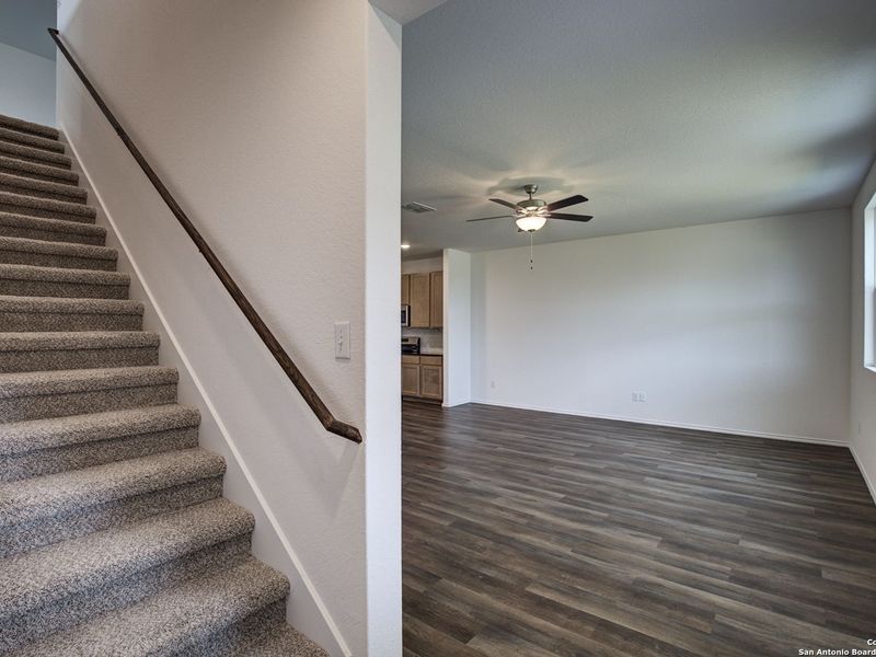 Spacious, unfurnished interior of a new home in Hannah Heights, Seguin (Image 22).