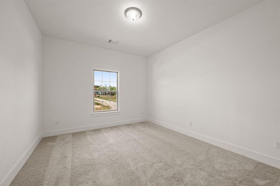 Spacious, unfurnished interior of a new home in Saddleback Estates, Boyd (Image 26).