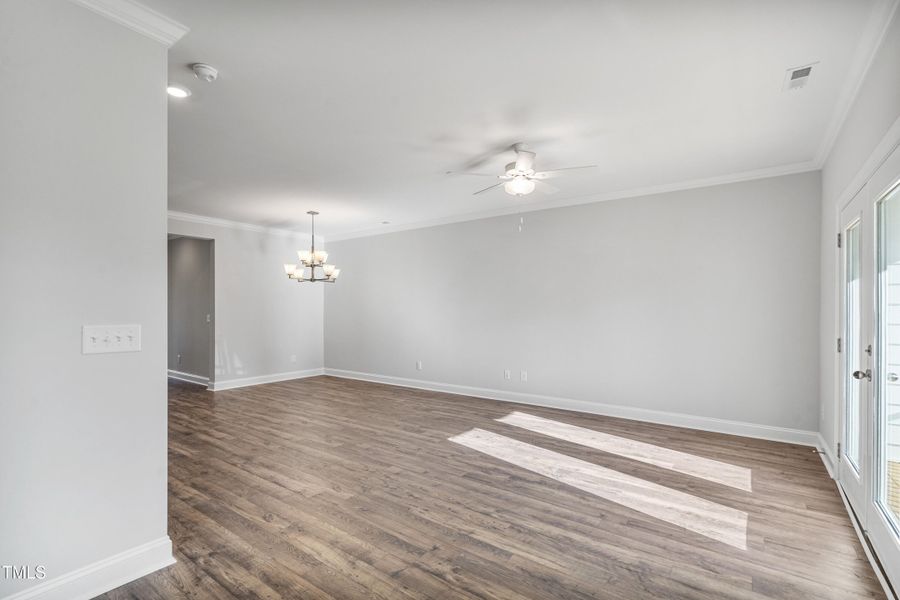 Ral_Forestville_Lot51 (4) Ral_Forestville_Lot51 (4)