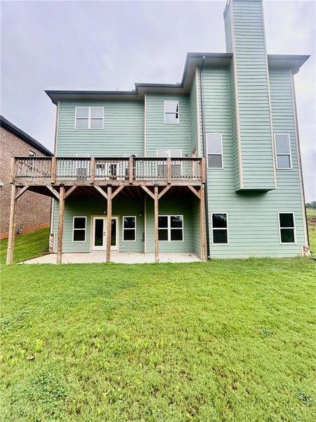 Exterior details and patio area of a home in , Atlanta (Image 24).
