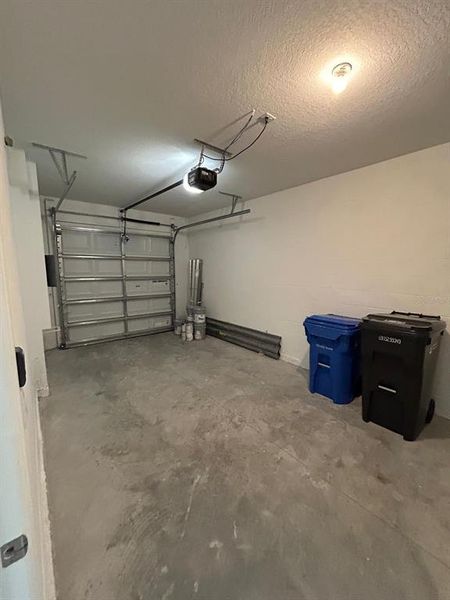 Spacious, unfurnished interior of a new home in , Wimauma (Image 9).