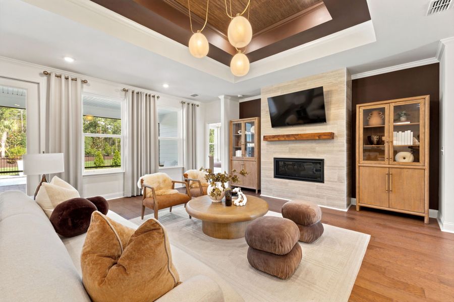 Representative furnished interior of a home built from the Stardom by Del Webb in Del Webb Ocean Isle Beach, Shallotte (Image 19).