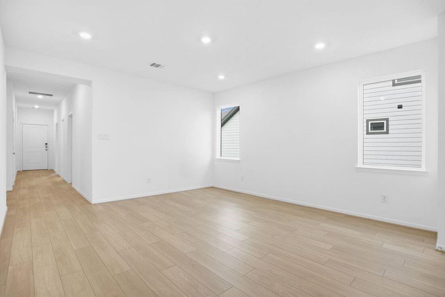 18122 Lone Hill Drive ~ Ready Now 18122 Lone Hill Drive ~ Ready Now