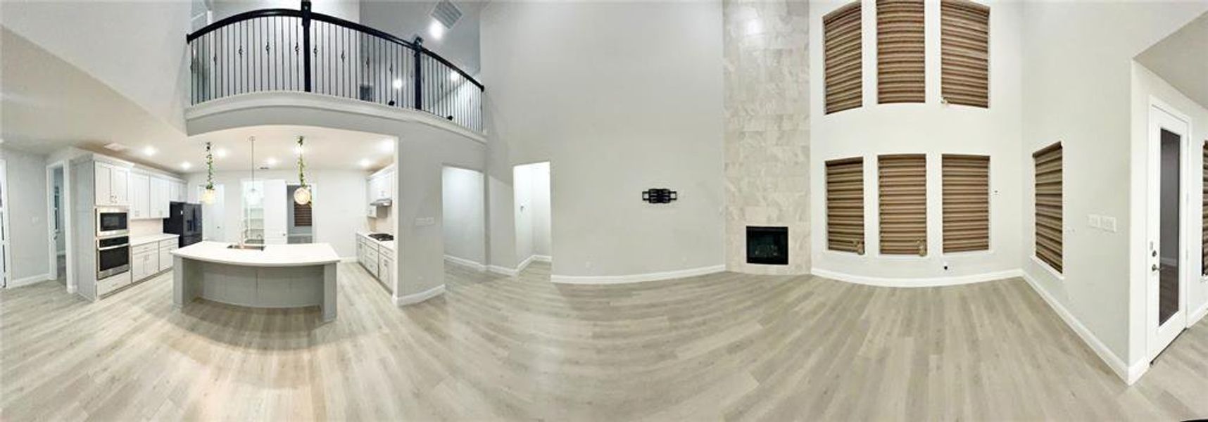 Spacious, unfurnished interior of a new home in Northlake Estates 65s, Little Elm (Image 18).