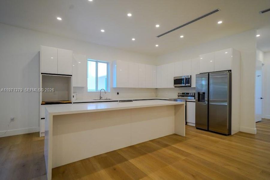 Furnished interior view inside a new home in , Miami (Image 9).