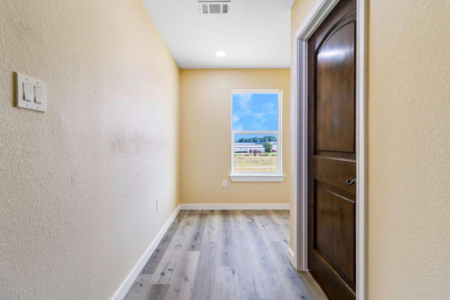 Hallway upstairs that leads to a little reading nook or play area (you decide). Great natural light location to relax or grow in. Hallway upstairs that leads to a little reading nook or play area (you decide). Great natural light location to relax or grow in.