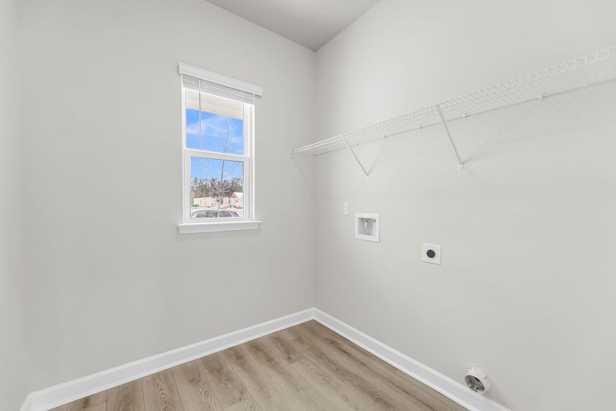 Spacious, unfurnished interior of a new home in , Ravenel (Image 31).