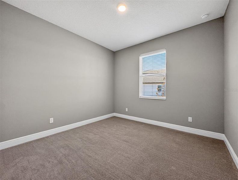 Spacious, unfurnished interior of a new home in Shortgrass at Two Rivers, Zephyrhills (Image 20).