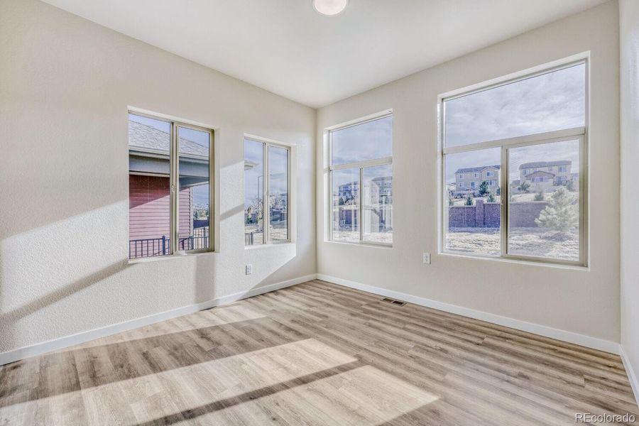 Spacious, unfurnished interior of a new home in Knolls, Westminster (Image 19).