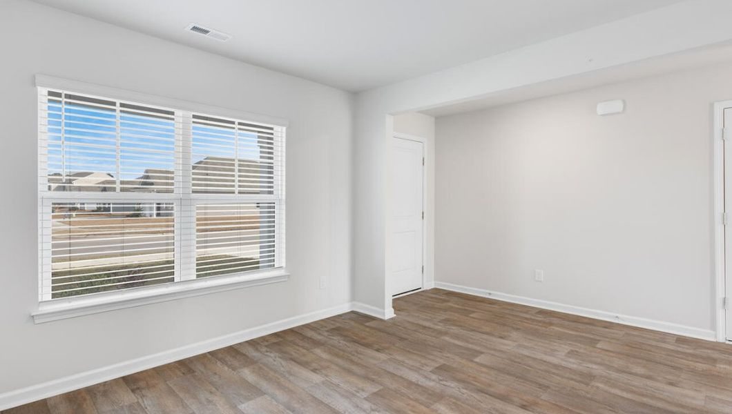 Spacious, unfurnished interior of a new home in Driftwood, Richlands (Image 18).
