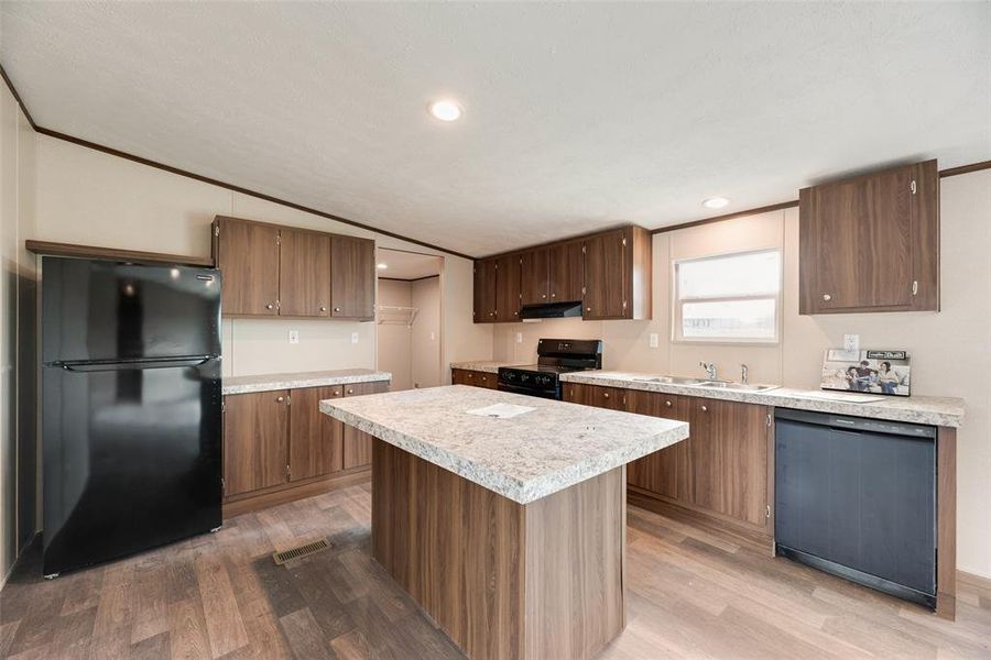 Furnished interior view inside a new home in , Terrell (Image 6).