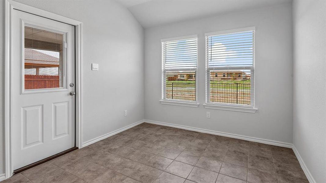 Spacious, unfurnished interior of a new home in , Fort Worth (Image 11).