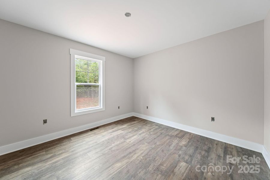 Spacious, unfurnished interior of a new home in , Statesville (Image 20).