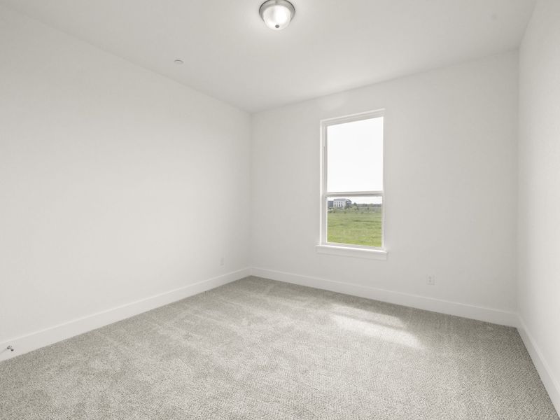 Spacious, unfurnished interior of a new home in Avery Centre, Round Rock (Image 19).
