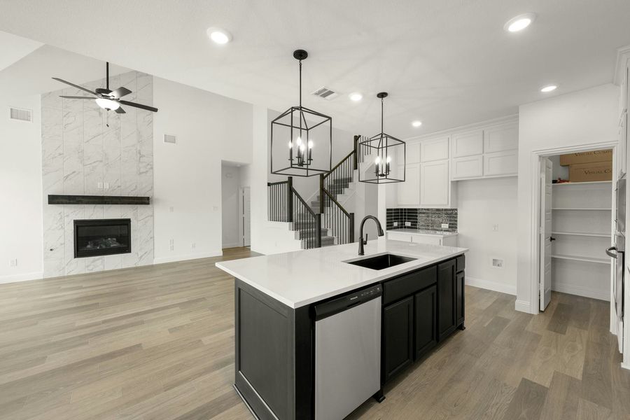 Furnished interior view inside a new home in Kentsdale Farms, DeSoto (Image 11).